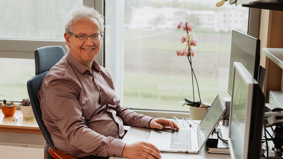 LLM4DH spletna stran